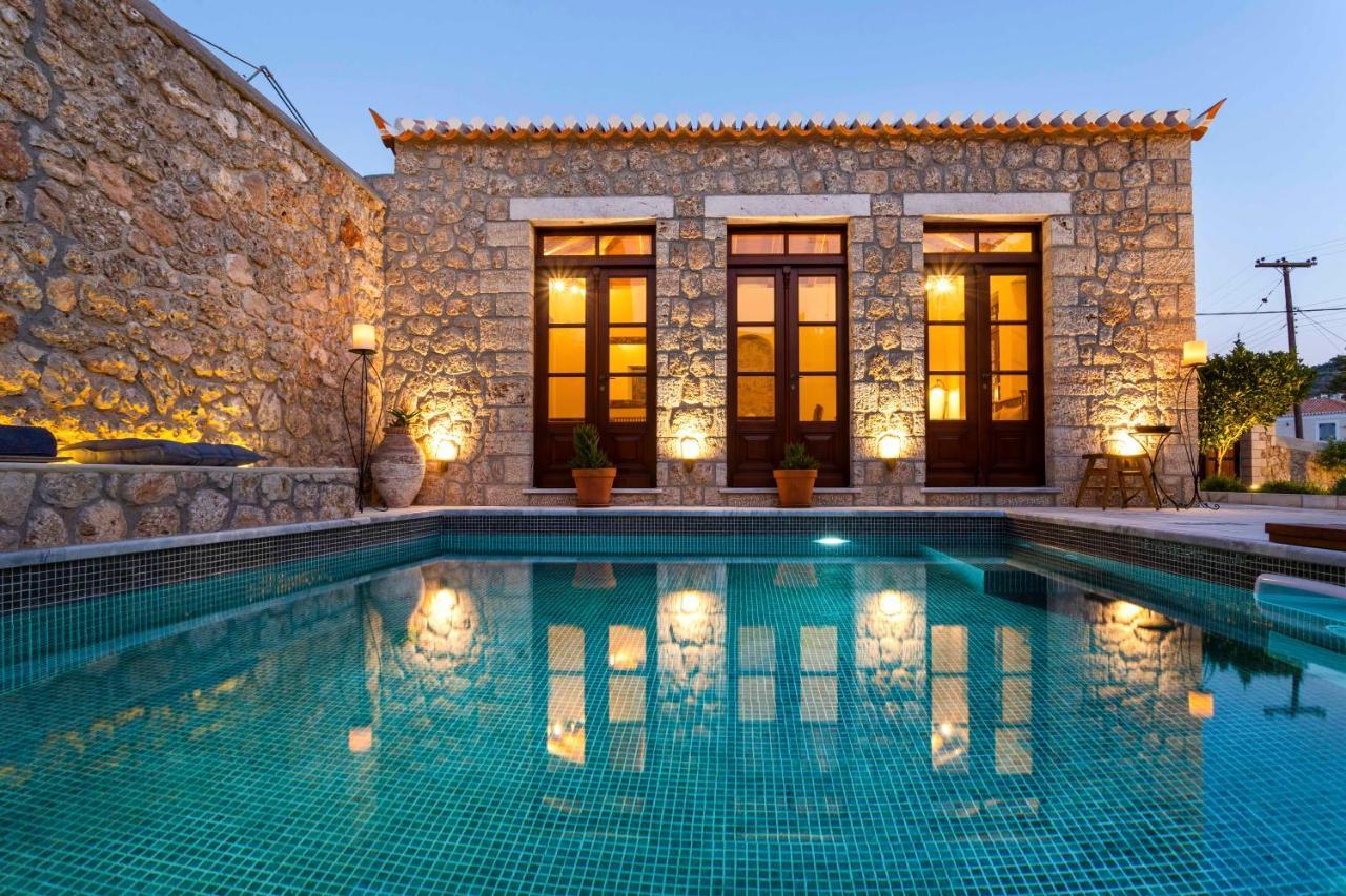 Mare Monte Luxury Suites Спетсес Экстерьер фото