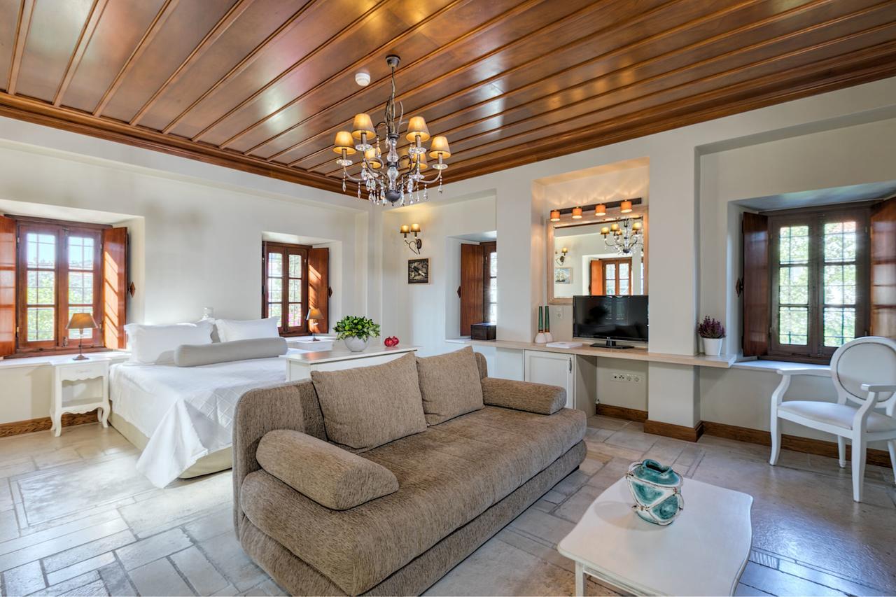 Mare Monte Luxury Suites Спетсес Экстерьер фото